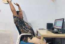 Cara Tetap Bugar di Kantor: Workout Anti-Mager Buat Karyawan Duduk 8 Jam