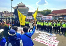 Mahasiswa Cilacap Demo Tolak MBG, Desak Dihentikan dan Evaluasi Total Program