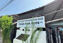 Pedagang Ikan Hias di Purwokerto Keluhkan Dampak Pemadaman Listrik