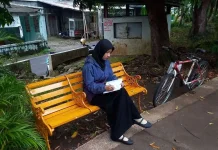 Lakukan Me Time: Overthinking? Tutup HP, Buka Dirimu
