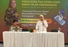 Siti Mukaromah Ingatkan Generasi Z Waspadai Dampak Negatif Dunia Digital