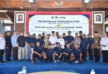 Pelantikan PWI Kebumen, Bupati: Pentingnya Informasi Terverifikasi bagi Publik