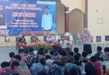 Tebar Semangat Literasi, HUT SMAN 1 Sigaluh Hadirkan Ahmad Tohari