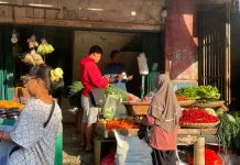Harga Sayuran di Pasar Wage Purwokerto Melonjak, Penjualan Pedagang Menyusut