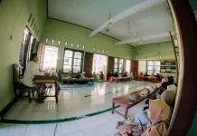 Perkuat Akidah, Mahasiswa KKN UNUGHA Gelar Kajian Al-Barzanji di Desa Sidamulya