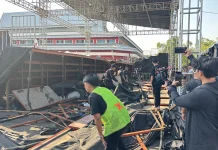 Breaking News: Tribun VIP Kejurnas Drift Purwokerto Ambruk