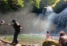 Curug Ambyar Kian Viral Berkat Daya Tarik Ayunan Ikonik
