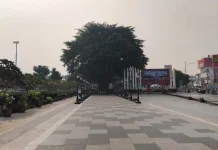 DLH Banyumas Gandeng PKL Rutin Rawat Alun-Alun Purwokerto
