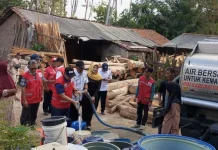 PMI Cilacap Salurkan 375 Ribu Liter Air Bersih untuk Warga Terdampak Kekeringan