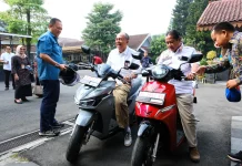 Pemkab Banyumas Siapkan 90 Motor Listrik untuk Kades dan Penilik Sekolah