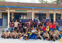 Mahasiswa KKN UIN Saizu Edukasi Kelola Sampah