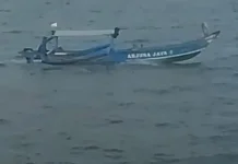 Pengemudi Andong Perahu Teluk Penyu: Antara Rezeki, Resiko dan Pengabdian