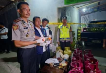 Diduga Oplos Gas 3 Kg ke Tabung 12 Kg Pangkalan LPG di Kesugihan Diamankan Polisi