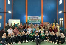 GREEN ACTION KKN 69 Banjengan Dorong Warga Kelola Lingkungan Berkelanjutan