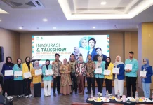 Tradha Foundation Konsisten Berikan Beasiswa 10 Mahasiswa Kebumen