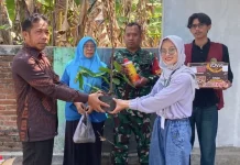 KKN 067 UIN Saizu Pasok 50 Bibit Tanaman Multi-Varietas Untuk Warga