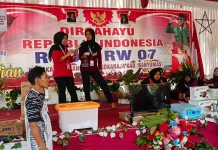 Semaraknya Jalan Sehat HUT RI di RT 02 RW 07 Karangnanas, Remaja Jadi Penggerak