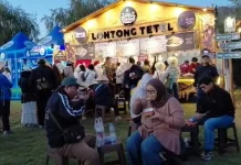 Lontong Tetel Jadi Buruan Wisatawan di Dieng Culture Festival 2026