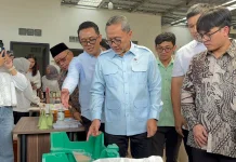 Menko Pangan Dukung Pengolahan Sampah dan Pengembangan Susu Kambing di Banyumas