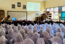 BPOM Banyumas Edukasi 180 Siswa Kroya soal Bahaya Jamu BKO