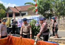 Brimob Polda Jateng Serentak Salurkan Air Bersih bagi Warga Terdampak Kekeringan