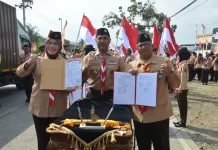 Kwarcab Cilacap Serahkan Tunas Kelapa, Banyumas Lanjutkan Estafet