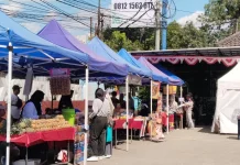 Pengunjung RRI Fest 2026 Antusias Berburu Produk UMKM Lokal