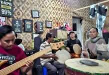 Teater Gethek Angkat Isu Lingkungan Lewat Pementasan "Berita Lelayu Edhon"