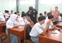Polres Kebumen Bekali Siswa SMK dengan Literasi AI