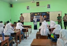 Ajak Bijak Gunakan AI, Polresta Cilacap Edukasi Gen Z di SMA Negeri 1 Kroya