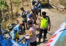 Kemarau, Warga Kebumen Dapat Bantuan Air dari Polres Kebumen