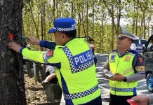 Satlantas Polresta Cilacap Pasang Mata Kucing di Kubangkangkung