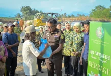 Kejati Jateng Bagikan 150 Paket Sembako untuk Warga Sekitar TPA Winong
