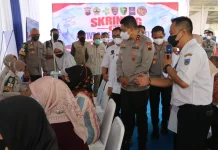 Kapolda Jateng Tinjau Skrining TOSS TB & Tracing Kontak Erat di Puskesmas Adiwerna