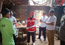 PMI Kabupaten Tegal Bantu Korban Kebakaran di Lebakwangi