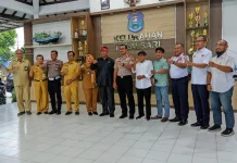 Audiensi Rekayasa Lalu Lintas Jalan Lingkar Utara, Pembatass Jalan Dibongkar