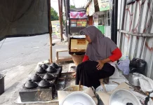 Penjualan Serabi Tradisional di Purwokerto Mengalami Penurunan
