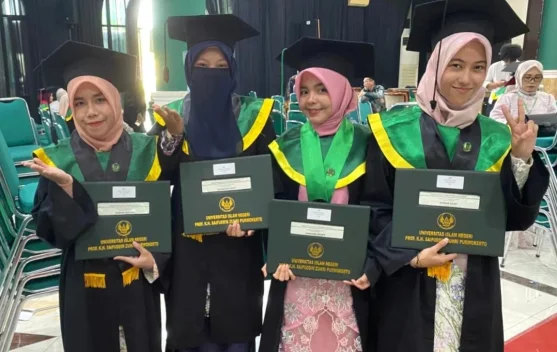 Enam Mahasiswa Asal Thailand Lulus dari UIN Saizu Purwokerto