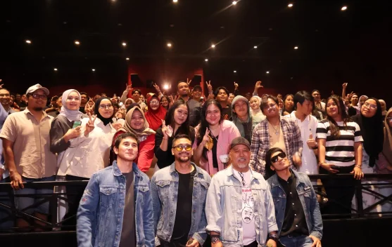 Antusiasme Penonton Sambut Pemain Warkop DKI: Viralin Dong! di Bioskop