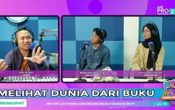 Arti Buku: Melihat Dunia dari Buku