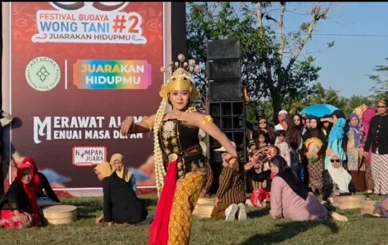 Festival Wong Tani Panusupan 2026 resmi Dibuka, Ratusan Warga Berebut Gunungan