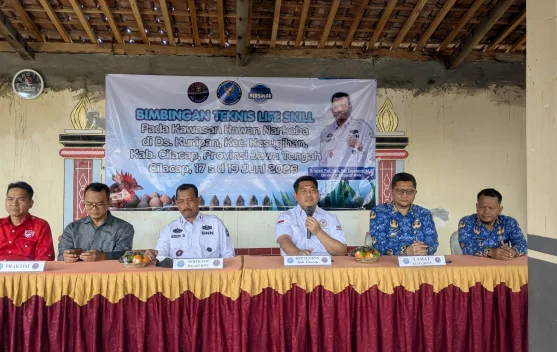 Kolaborasi Perkuat Program ANANDA Bersinar di Desa Kuripan