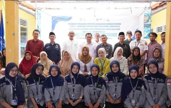 Mahasiswa UMP Gencarkan Edukasi Cegah Hipertensi di Desa Kebocoran