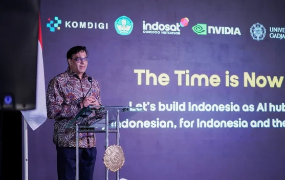 Indosat dan UGM Resmikan Pusat Teknologi AI