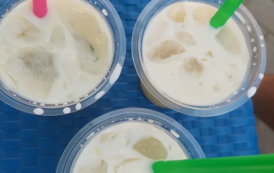 Dari Gerobak Sederhana, Dawet Ayu ini Tetap Bertahan