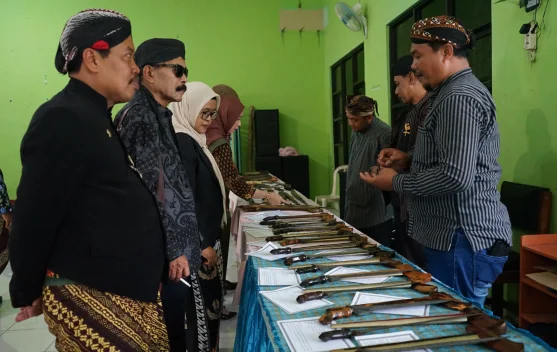 Puri Taji ‘Kudi Mas’ Banjarnegara Gelar Pameran dan Bincang Budaya Keris