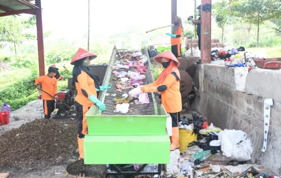 Investor Petronesia Global Holdings Lirik Olah Sampah di Purbalingga
