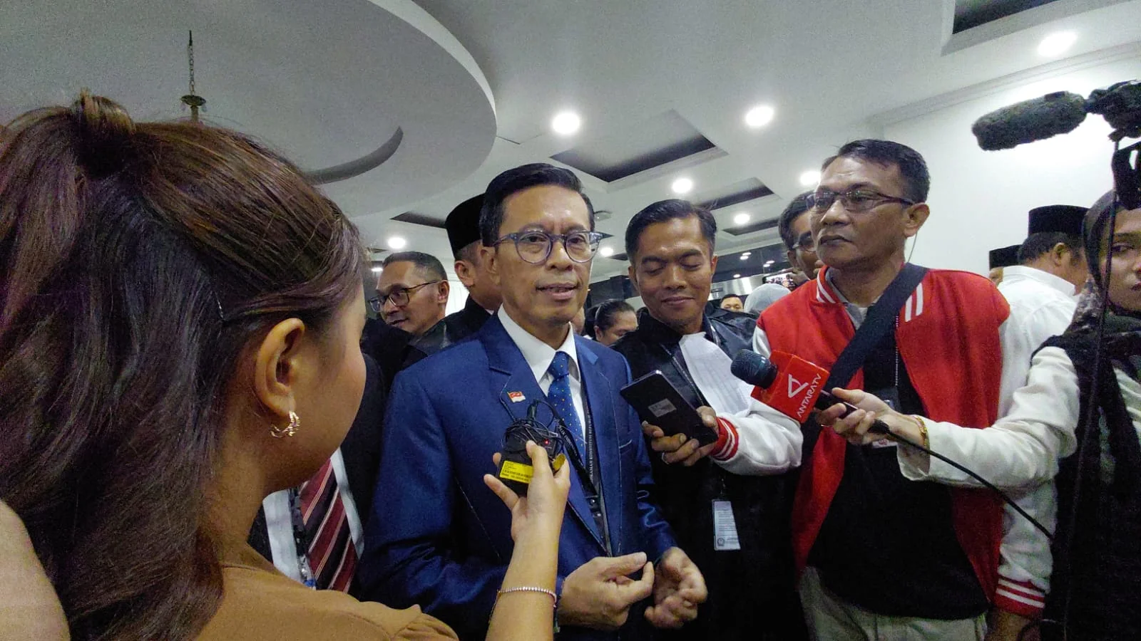 MK Tolak Gugatan Ijazah, Relawan Gibran Minta Semua Pihak Dukung Pemerintahan | LPP RRI