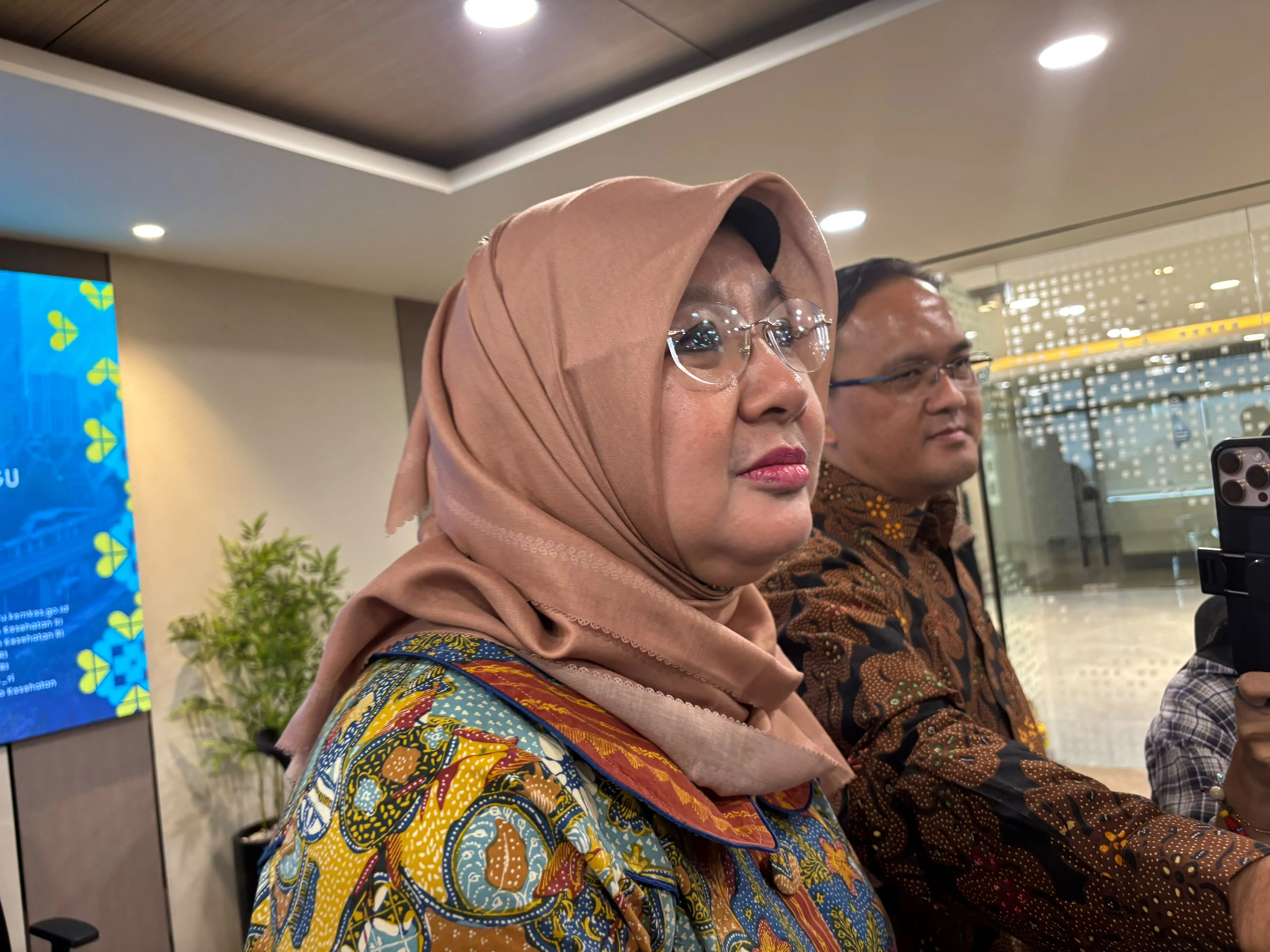 Kemenkes Imbau Warga di Wilayah Karhutla Lindungi Mata dari Kabut Asap | LPP RRI