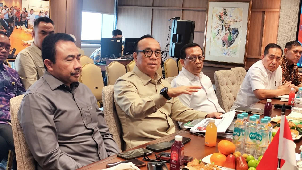 BRAN Targetkan Penyelesaian 10 Konflik Agraria dalam 100 Hari Pertama | LPP RRI